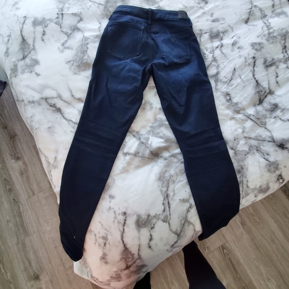 Dark blue Guess jeans - Picture 3 of 3